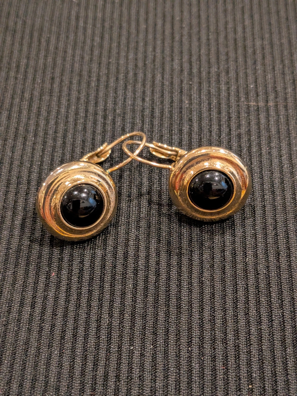 B4:Gold-Tone Black Stone Drop Earrings - Signed LC - Liz Claiborne Vintage 2007s
